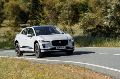Jaguar Land Rover’s cars can speak to each other; Here’s how!