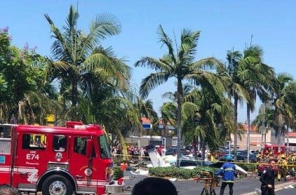 California: Plane crashes in mall\'s parking lot, 5 killed