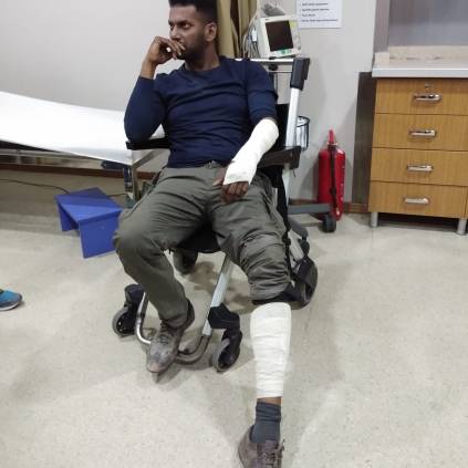 Actor Vishal gets severely injured during the shooting of his next movie with Sundar C