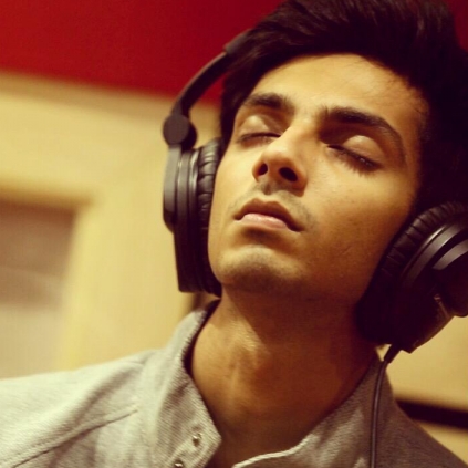 Anirudh Ravichander praises Meyaadha Maan