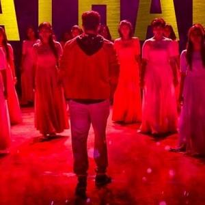 Maathare video song from Thalapathy Vijay and Nayantharas Bigil Maathare video song from Thalapathy Vijay and Nayantharas Bigil