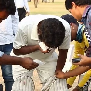 Star actor injured by cricket ball - Watch the making video of the film here!