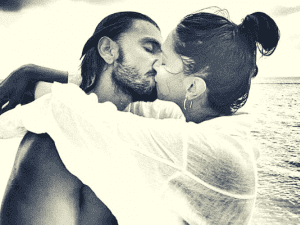 Ranveer Singh’s review on Deepika Padukone’s latest hit comes with a steamy kiss - Don’t miss!