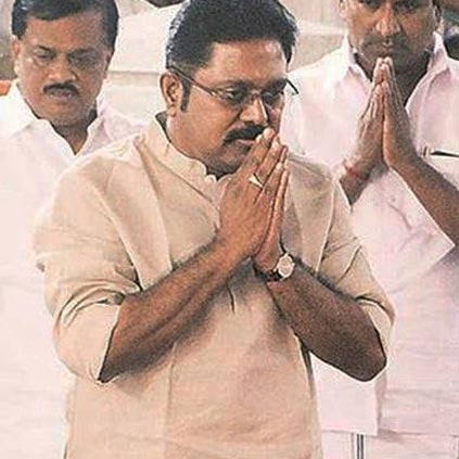 TTV Dhinakaran welcomes Rajinikanth to politics