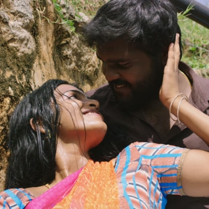 Un Nenjukkulle Video Song from Madura Veeran