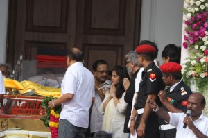 Karunanidhi death: Political leaders and Celebrities pay homage