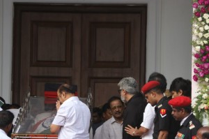 Karunanidhi death: Political leaders and Celebrities pay homage