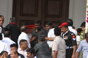 Karunanidhi death: Political leaders and Celebrities pay homage