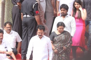 Karunanidhi death: Political leaders and Celebrities pay homage