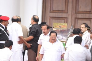 Karunanidhi death: Political leaders and Celebrities pay homage