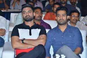 Naa Nuvve Pre Release Function